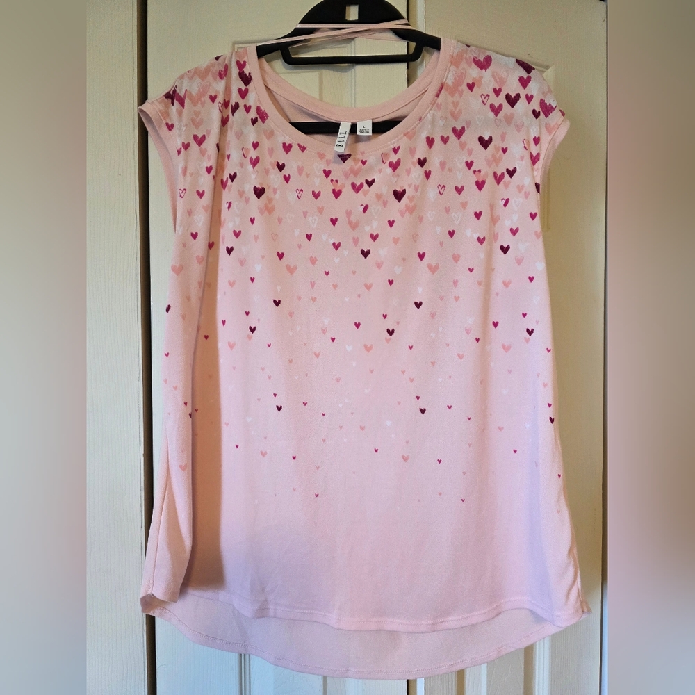 EUC ELLE Pink Heart Cap Sleeve Top Size Large